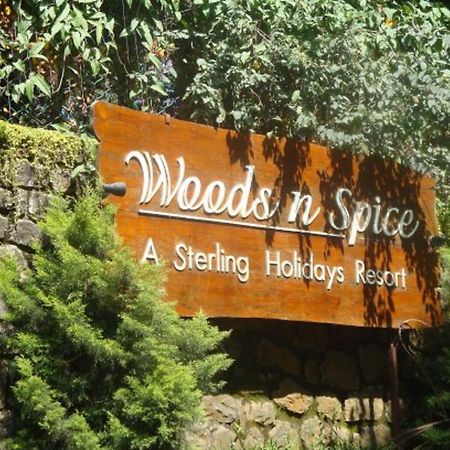 Woods N Spice - Thekkady Hotel Kumily ภายนอก รูปภาพ