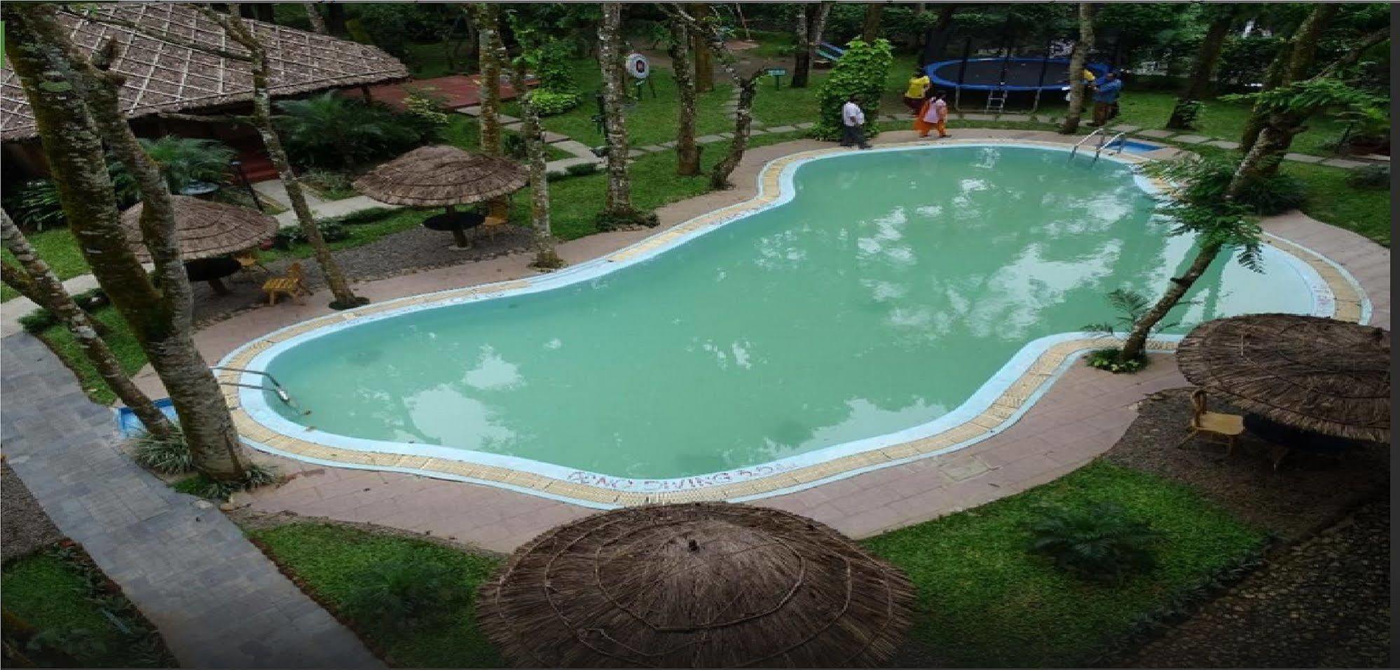 Woods N Spice - Thekkady Hotel Kumily ภายนอก รูปภาพ